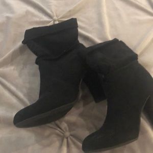 Suede like bootie